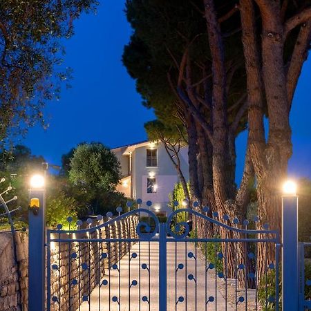 Villa Lea Империя Экстерьер фото